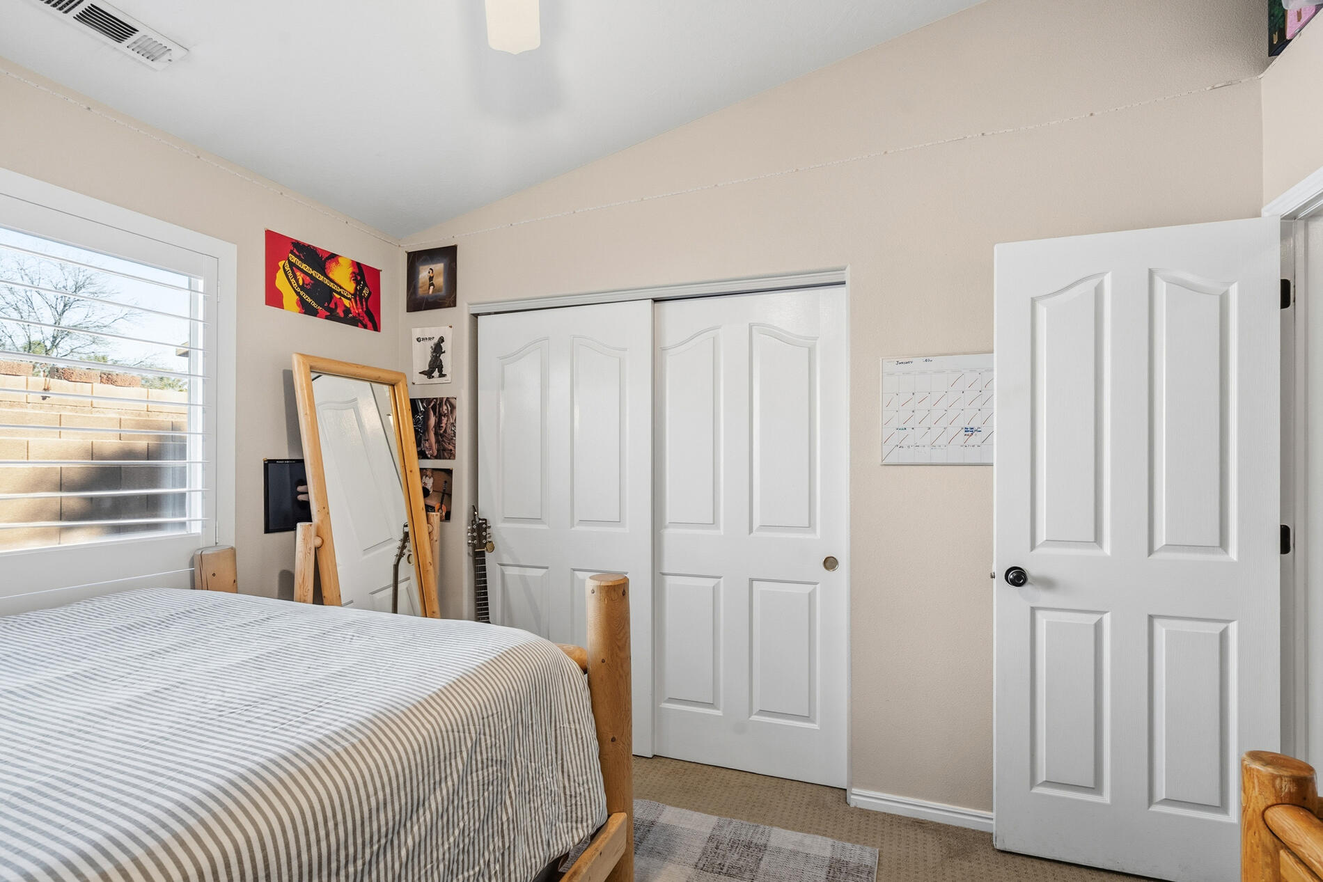 ROYAL OAKS - Residential