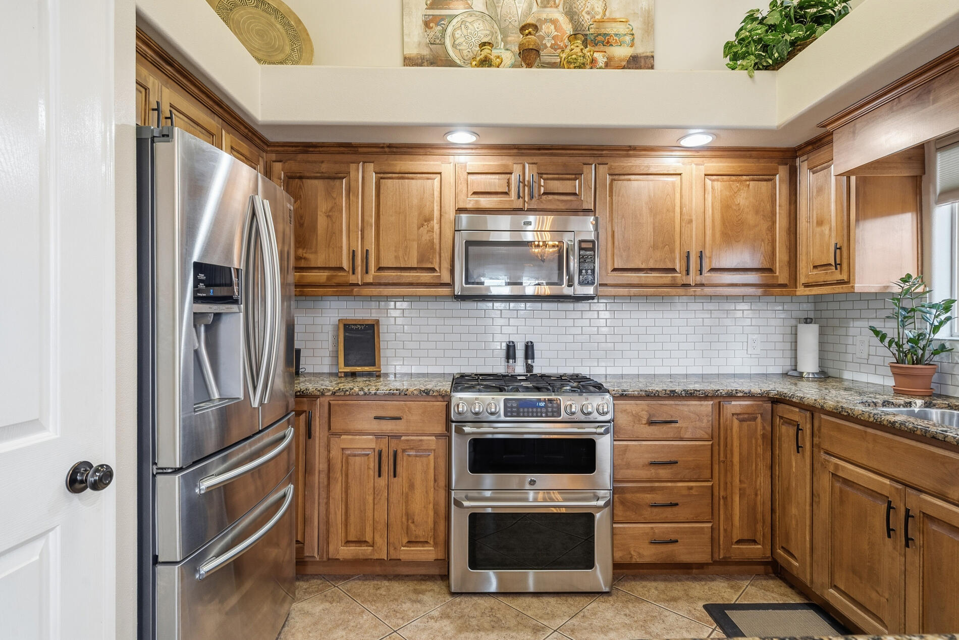 ROYAL OAKS - Residential