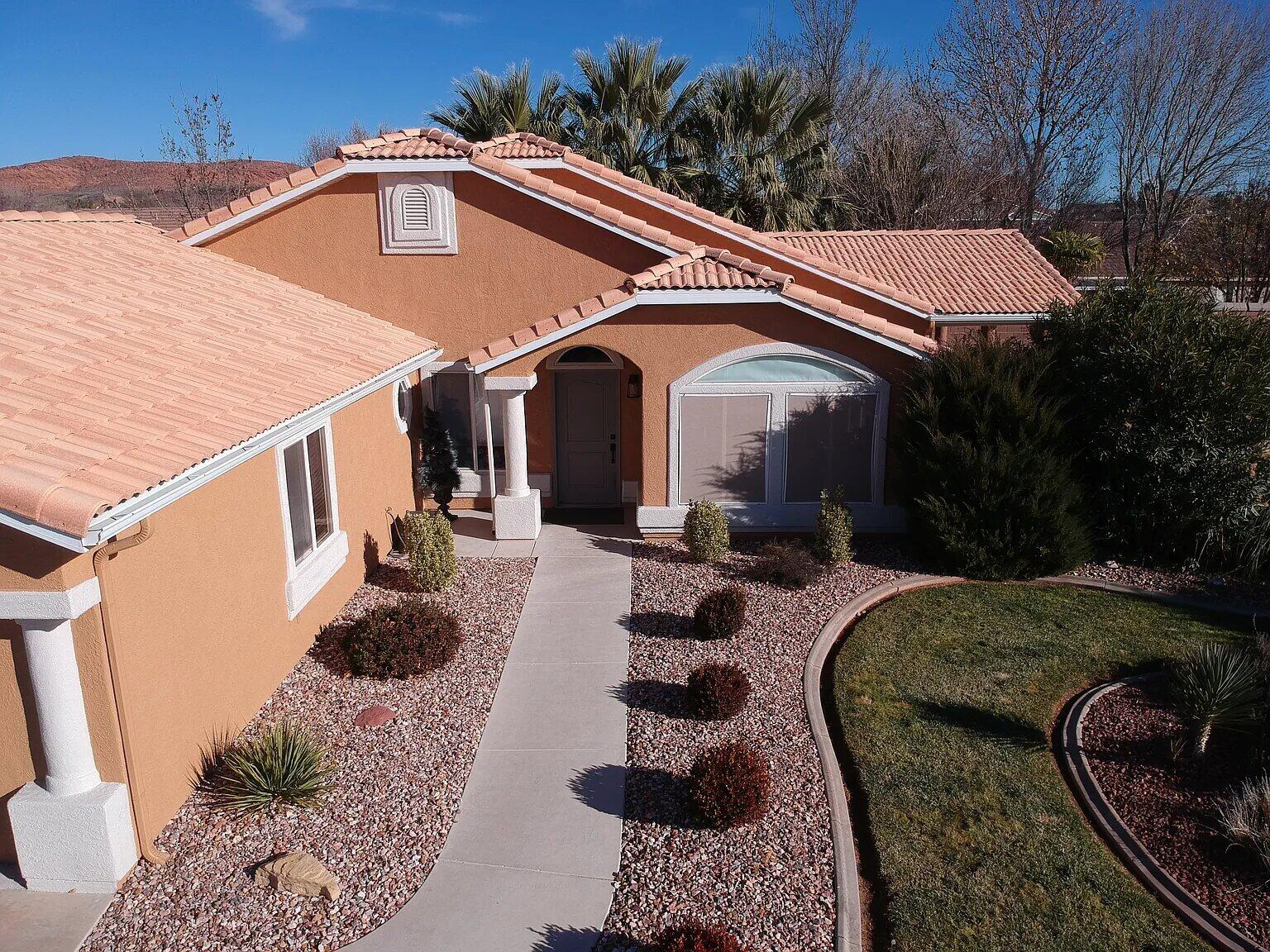 ROYAL OAKS - Residential