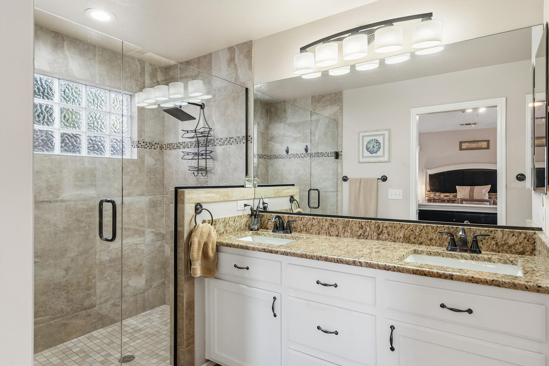 ROYAL OAKS - Residential