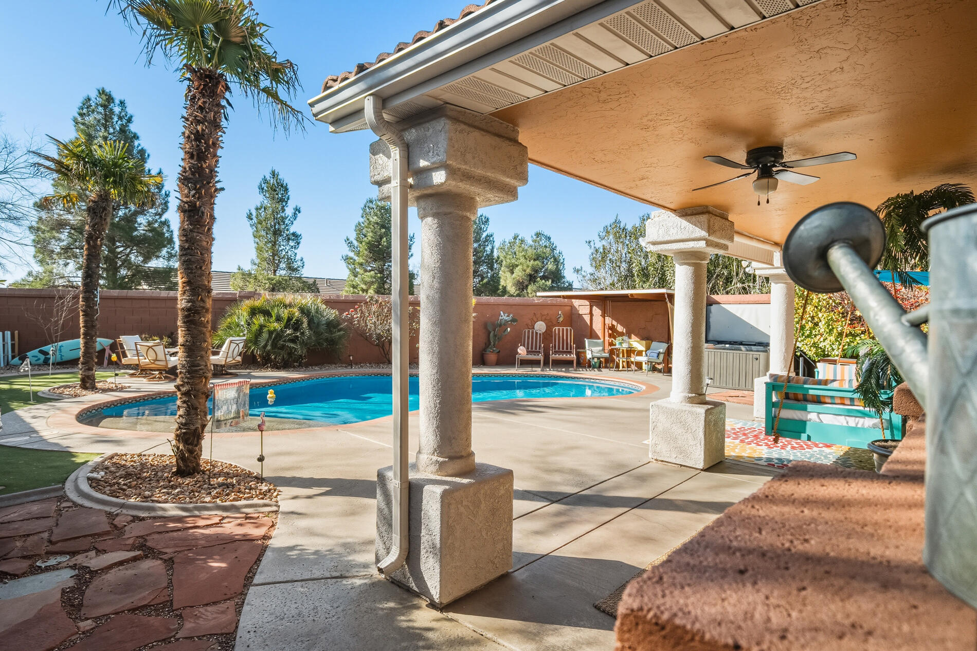 ROYAL OAKS - Residential