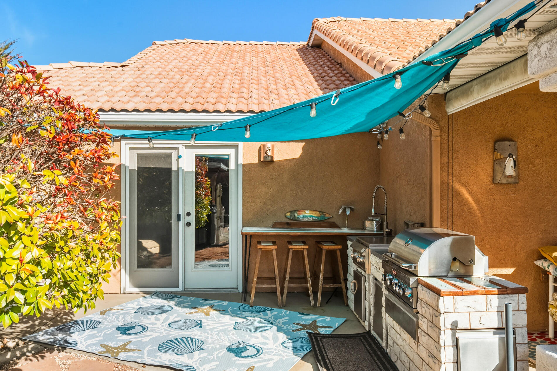 ROYAL OAKS - Residential