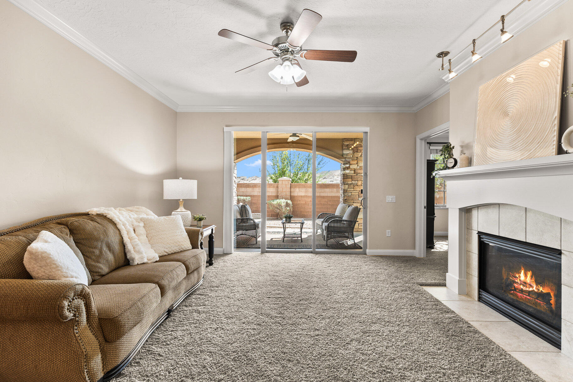 PELICAN HILLS CONDOMINIUMS - Residential