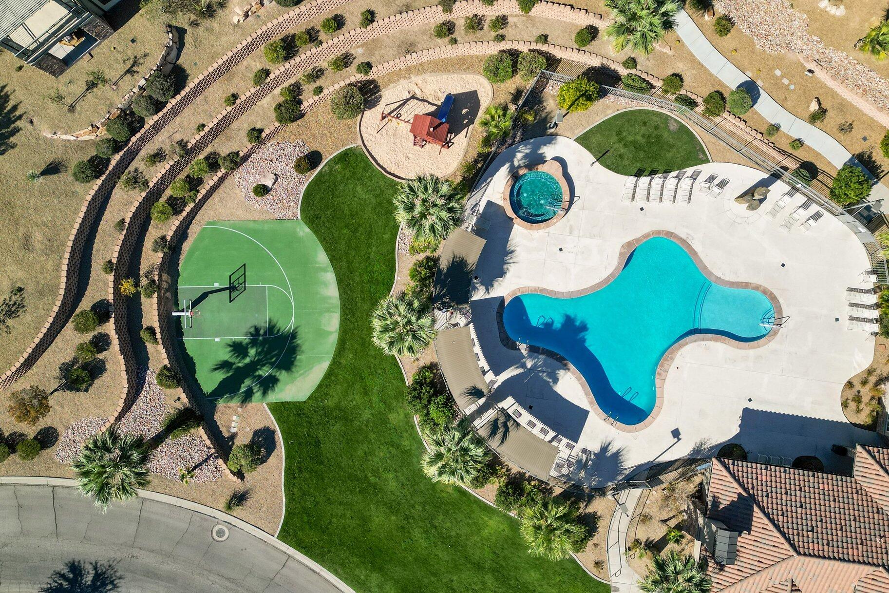 PELICAN HILLS CONDOMINIUMS - Residential