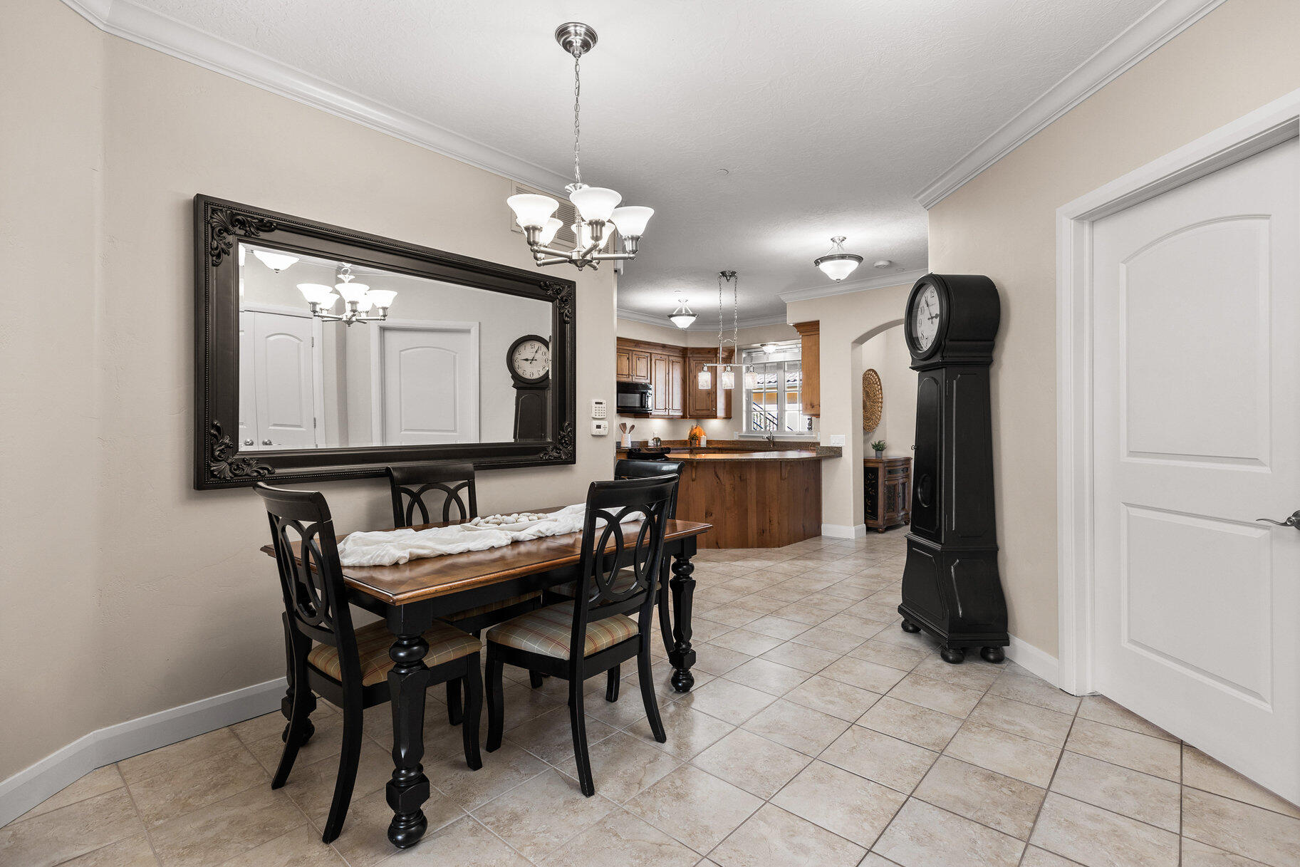 PELICAN HILLS CONDOMINIUMS - Residential