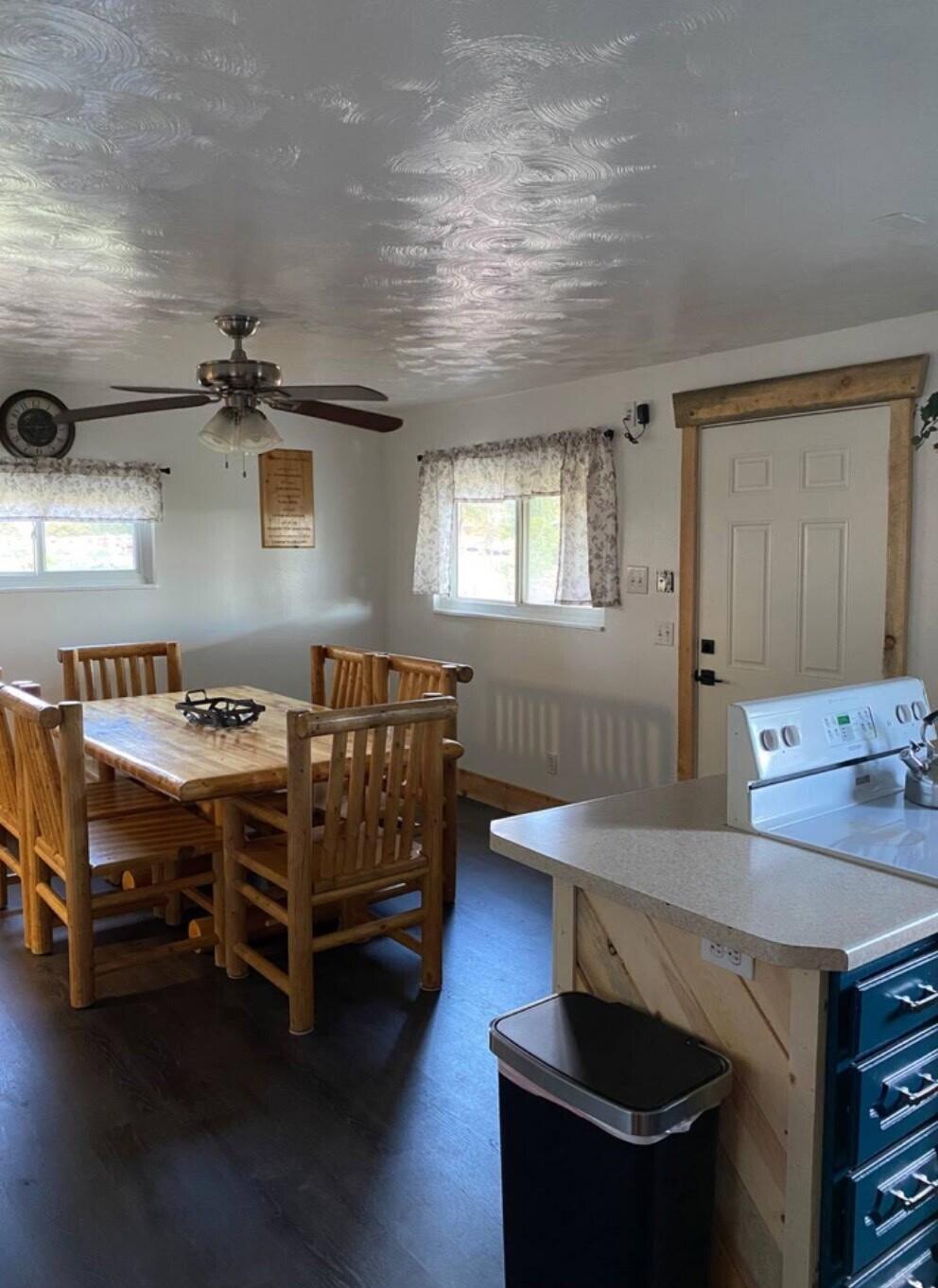 SHORT CREEK - Residential