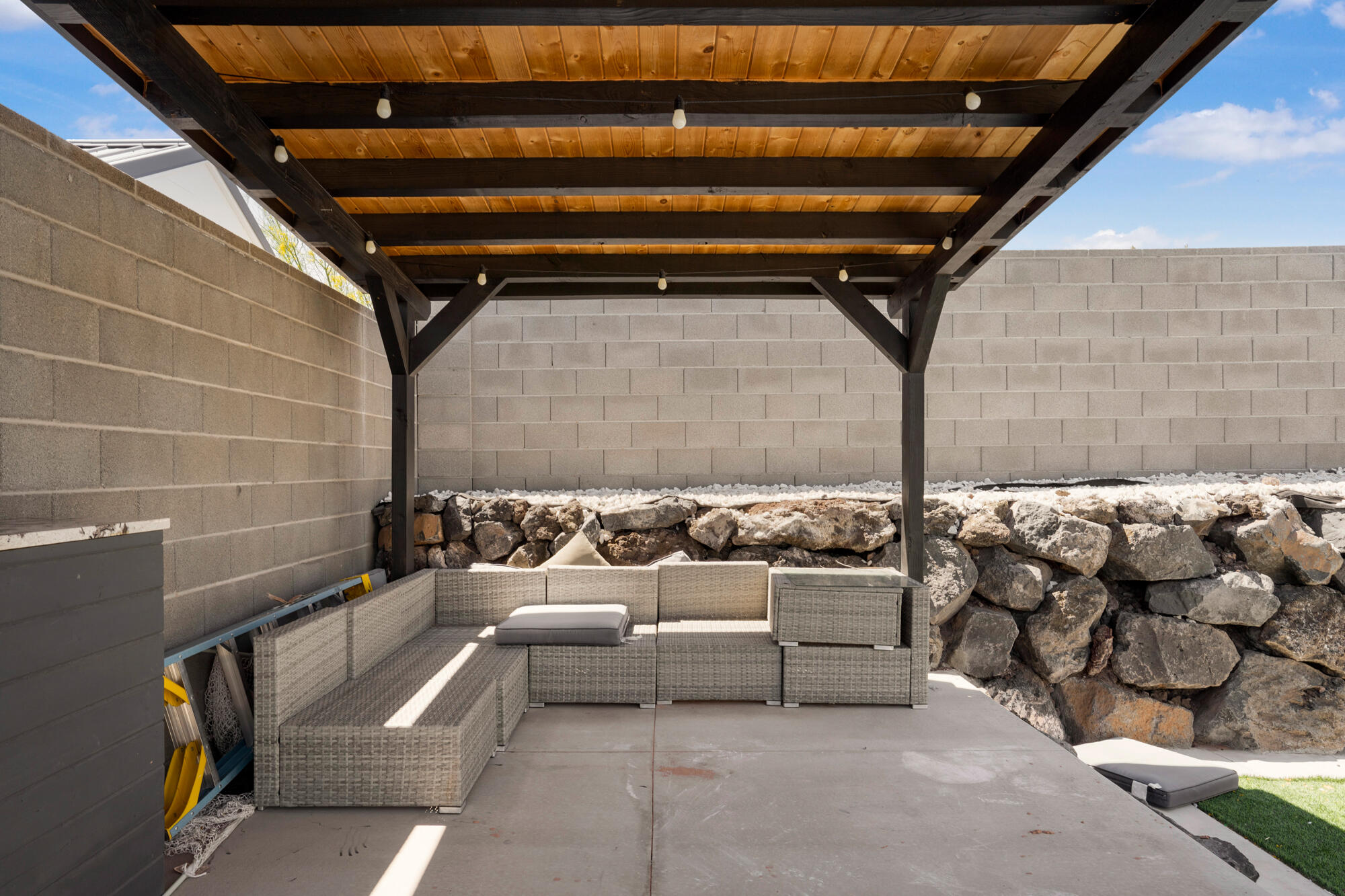 FIREROCK - Residential