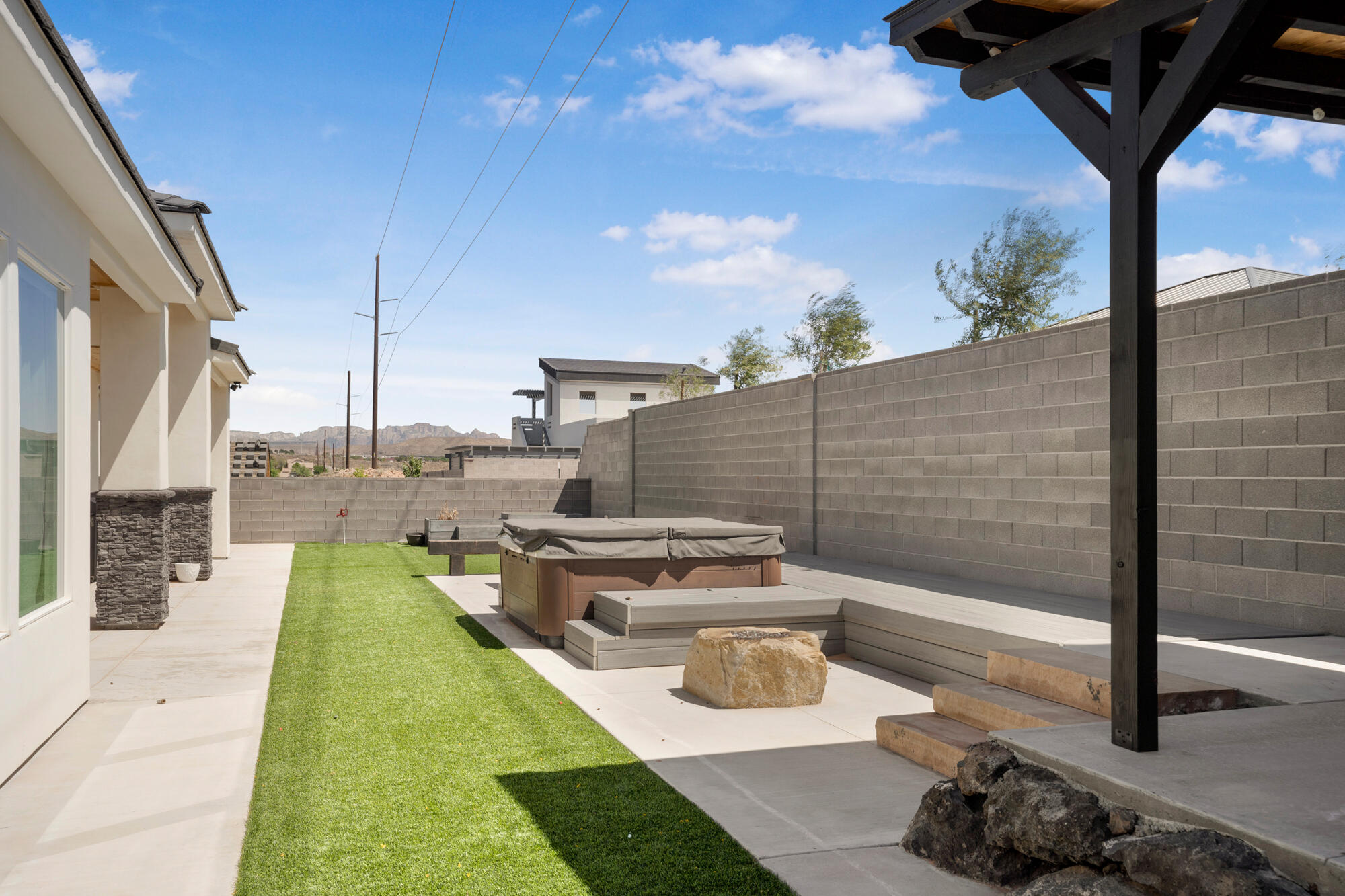 FIREROCK - Residential