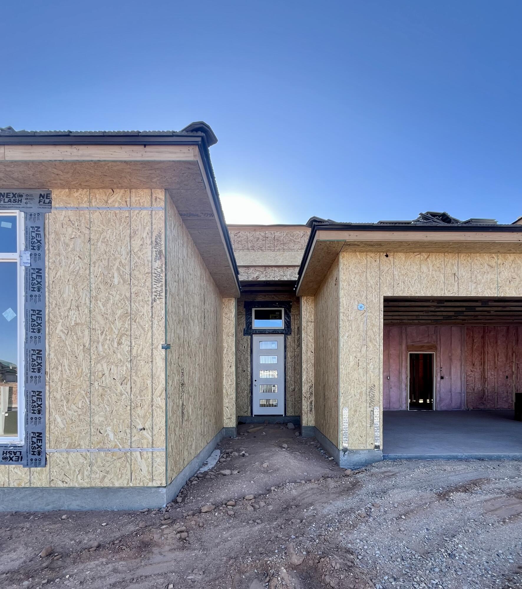 RIVERBEND AT SUNRISE VALLEY - Residential