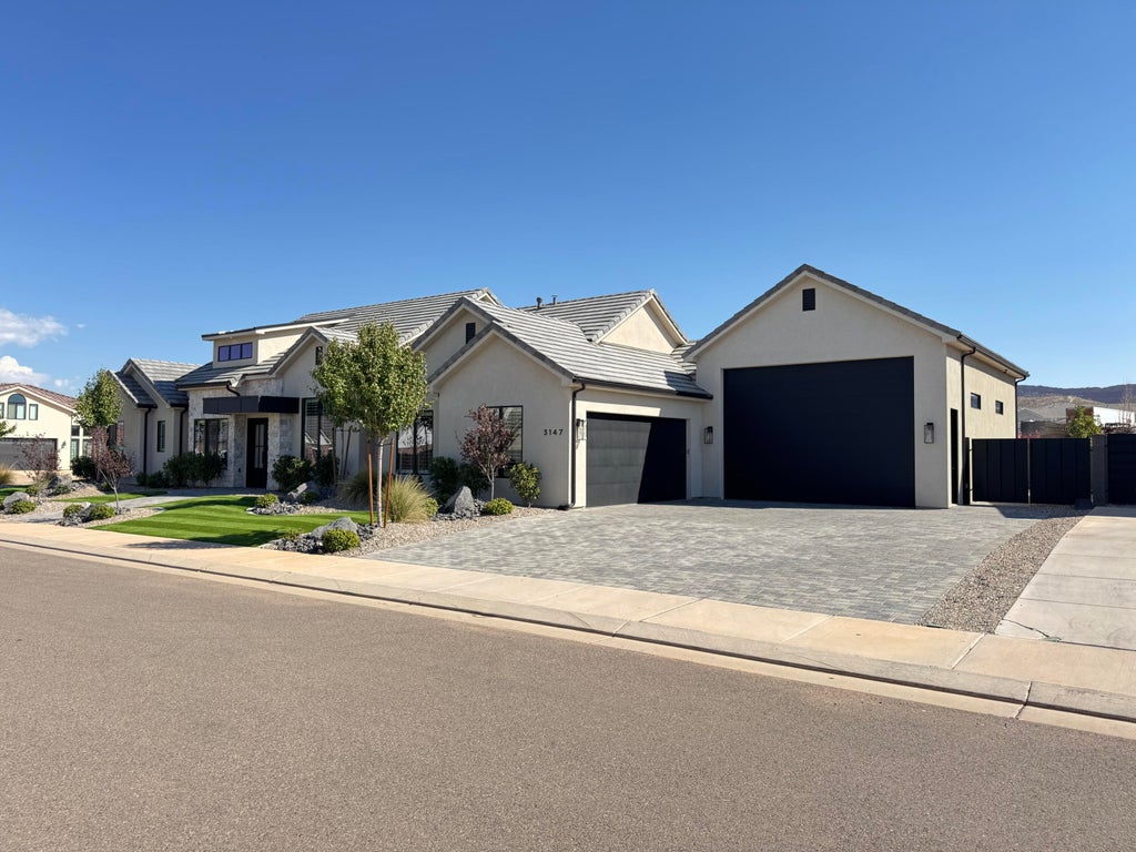 Photo of 3147 S Cora DR, Washington, UT 84780 (MLS # 26-276987)