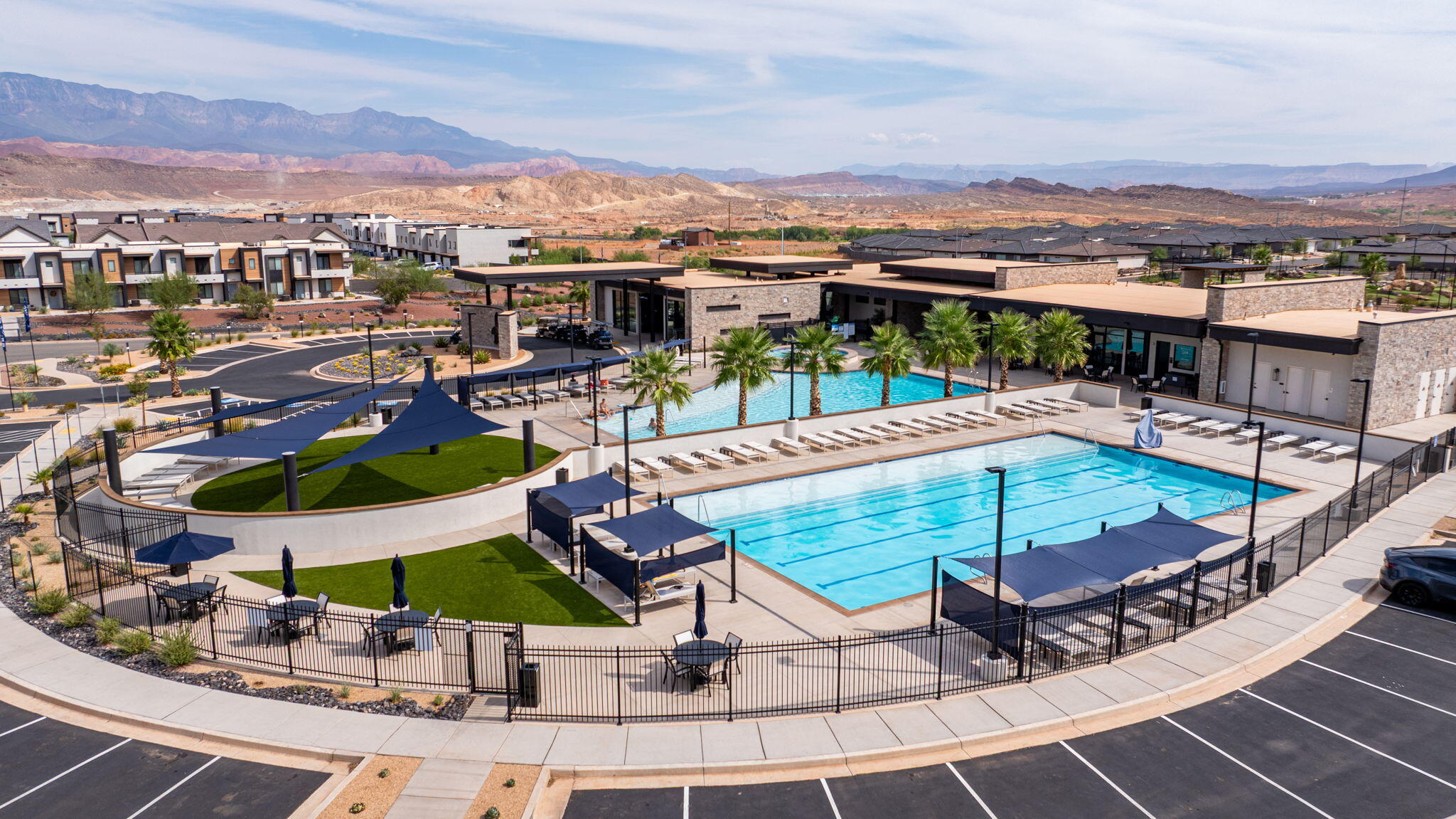 LABYRINTH PT AT LG VALLEY - Residential