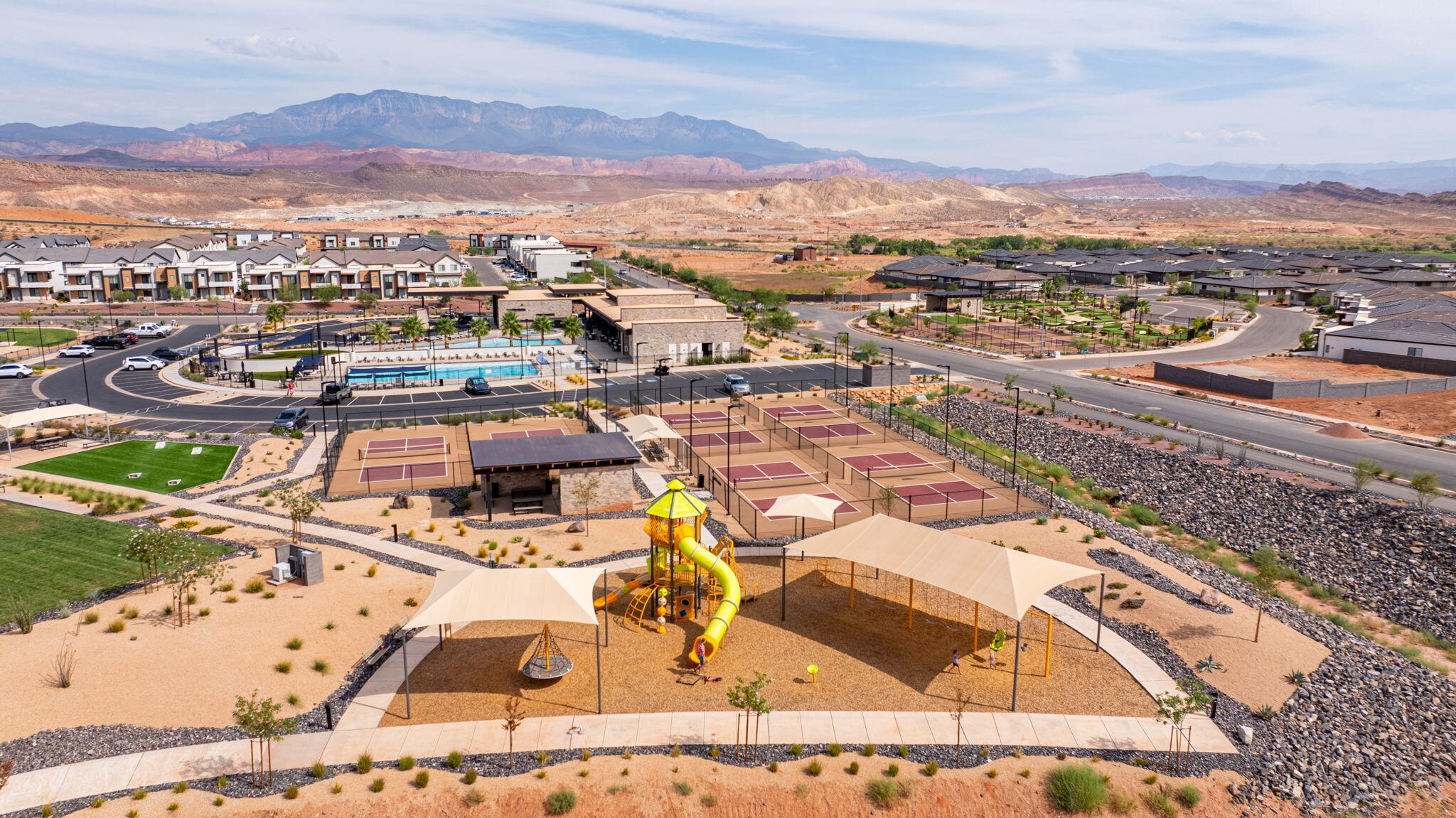 LABYRINTH PT AT LG VALLEY - Residential