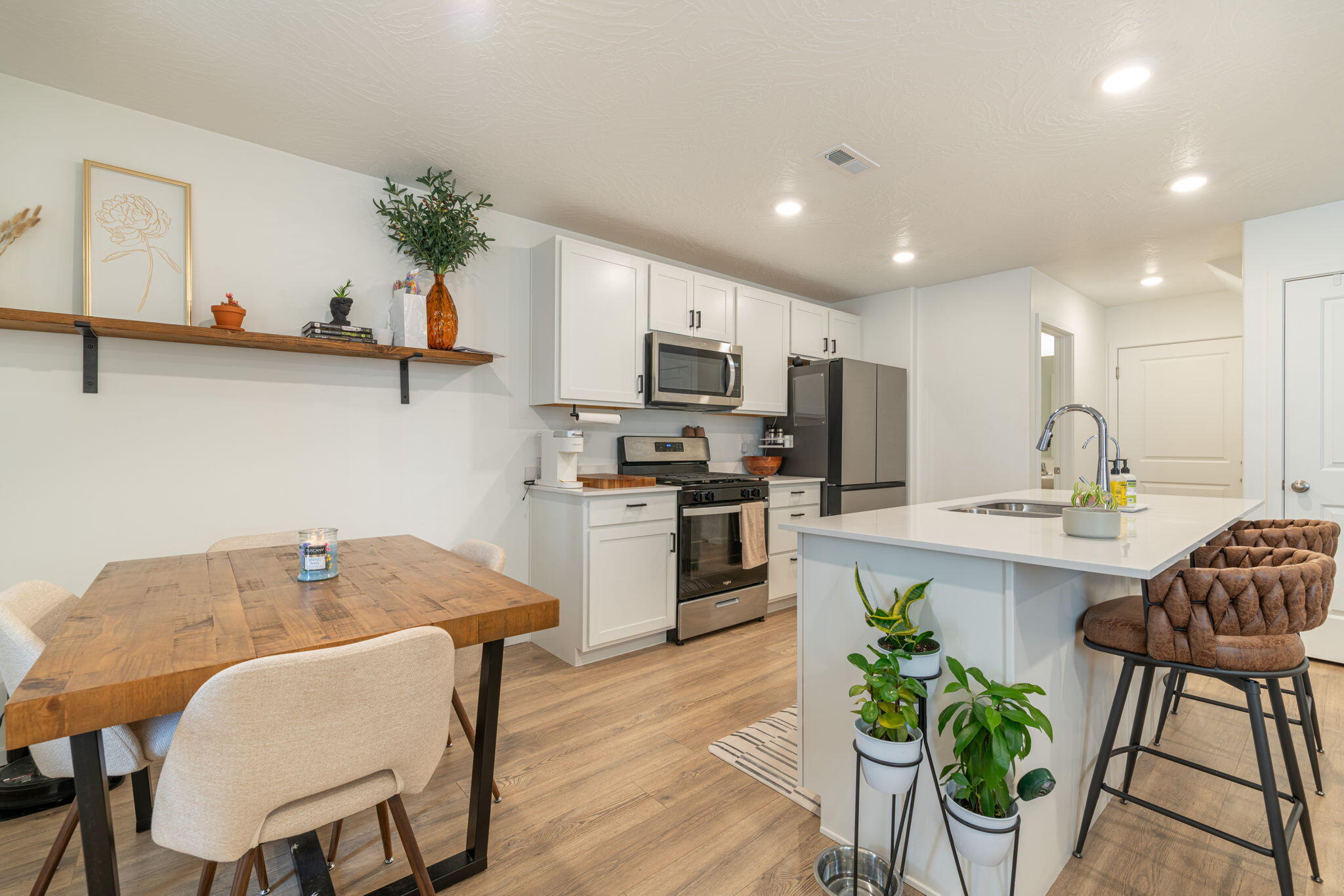 LABYRINTH PT AT LG VALLEY - Residential