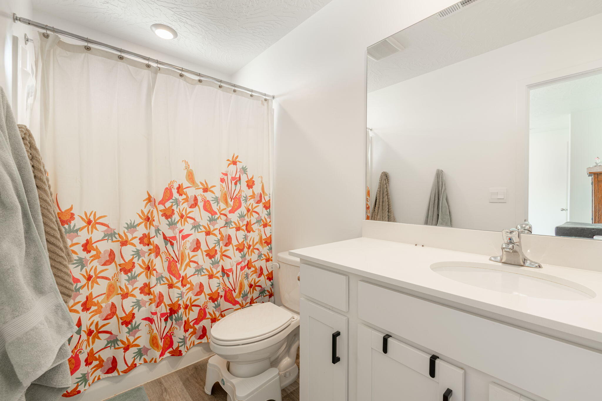 LABYRINTH PT AT LG VALLEY - Residential