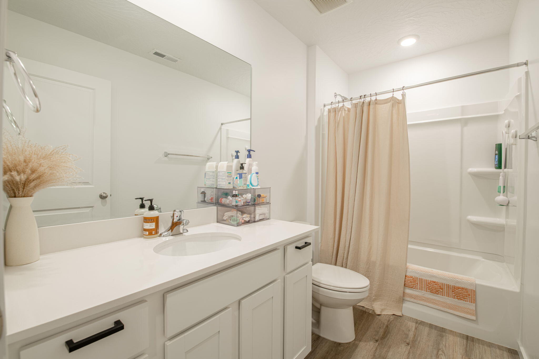 LABYRINTH PT AT LG VALLEY - Residential