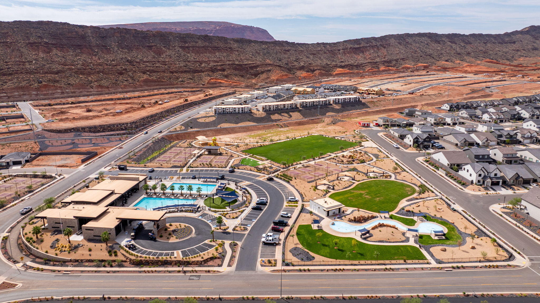 LABYRINTH PT AT LG VALLEY - Residential