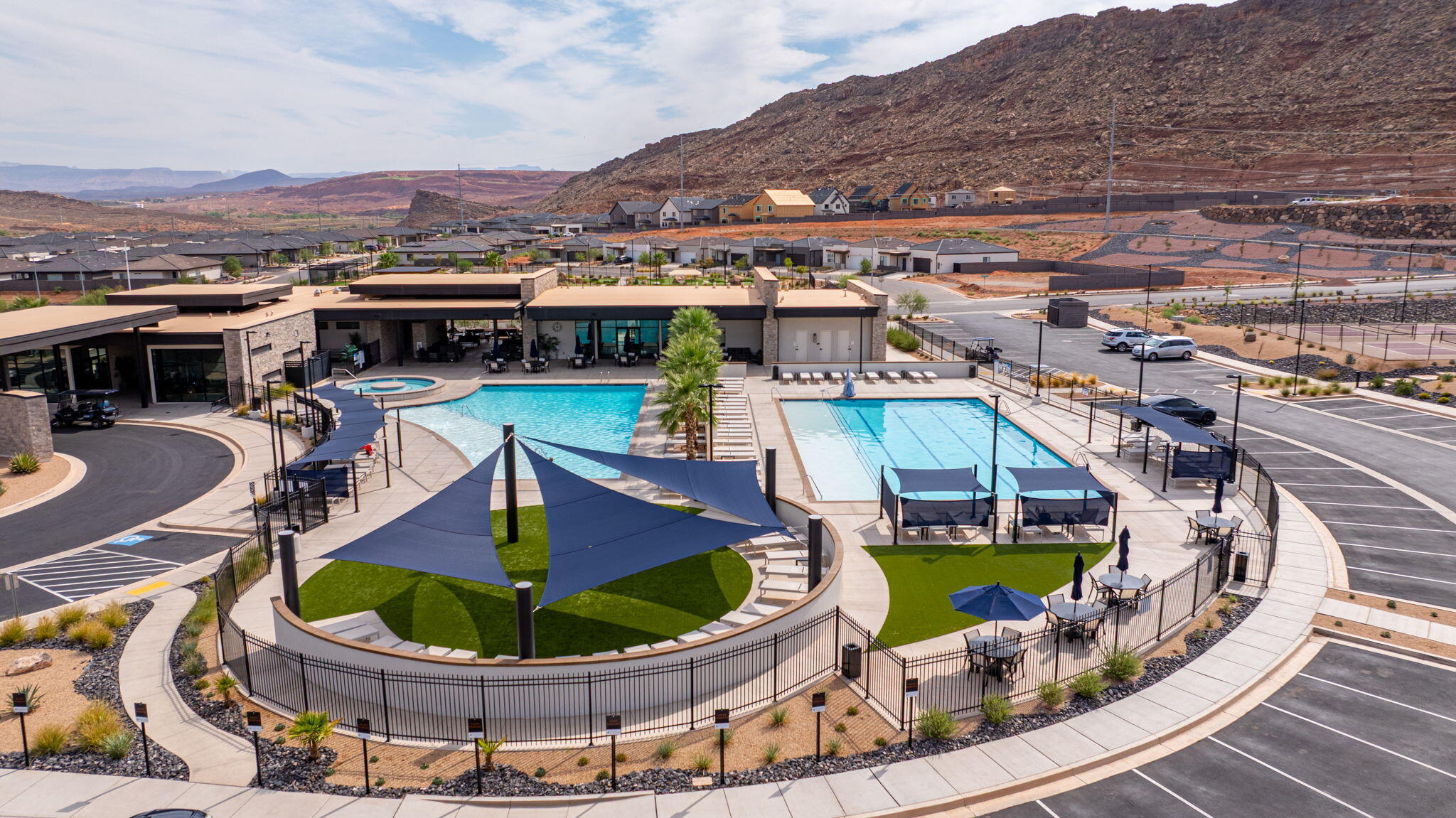 LABYRINTH PT AT LG VALLEY - Residential