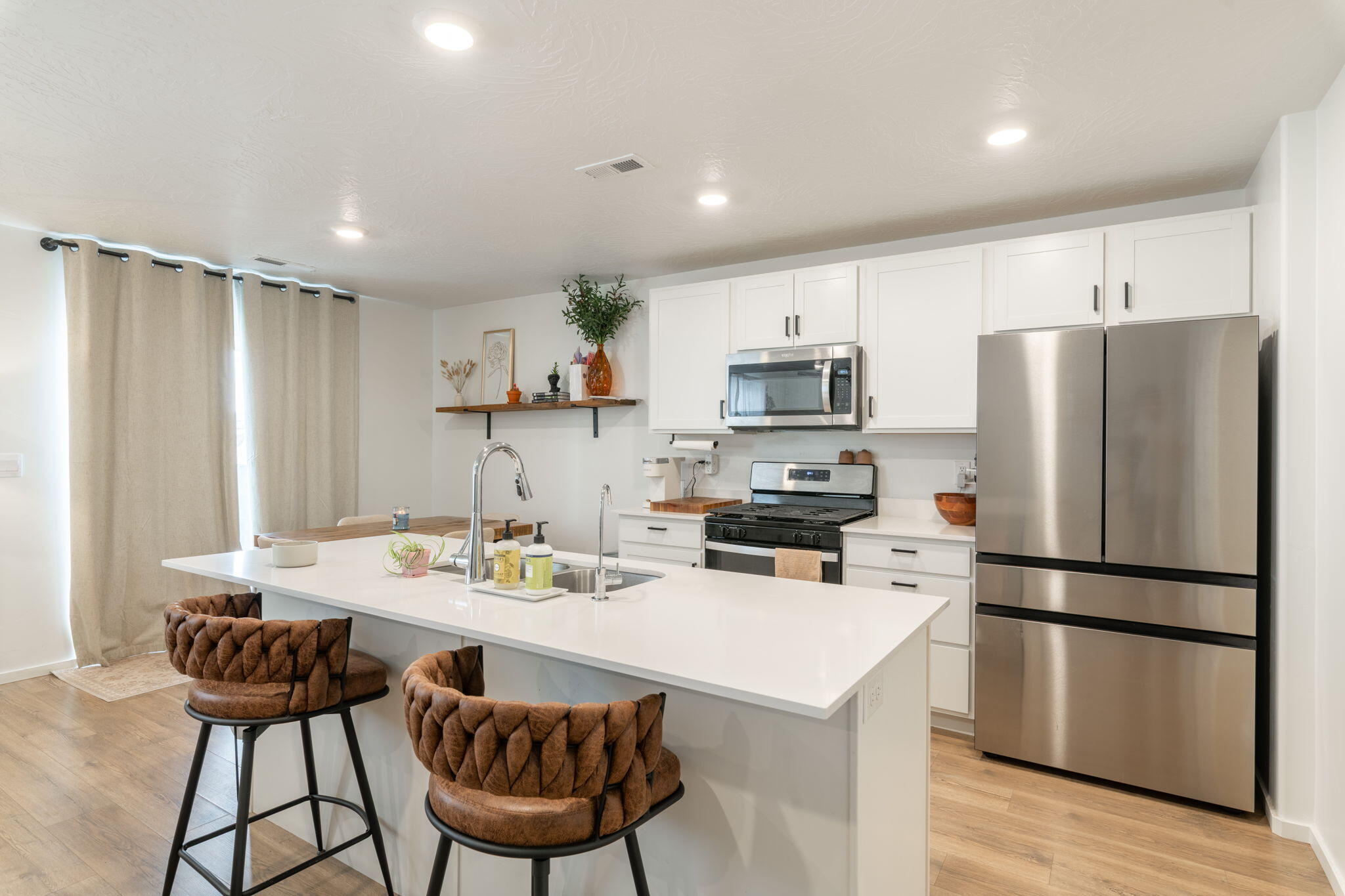 LABYRINTH PT AT LG VALLEY - Residential