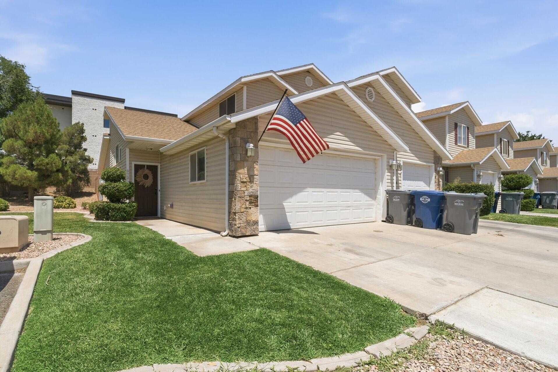 Photo 1 of 27 — 972 W 180 S, Hurricane, UT 84737