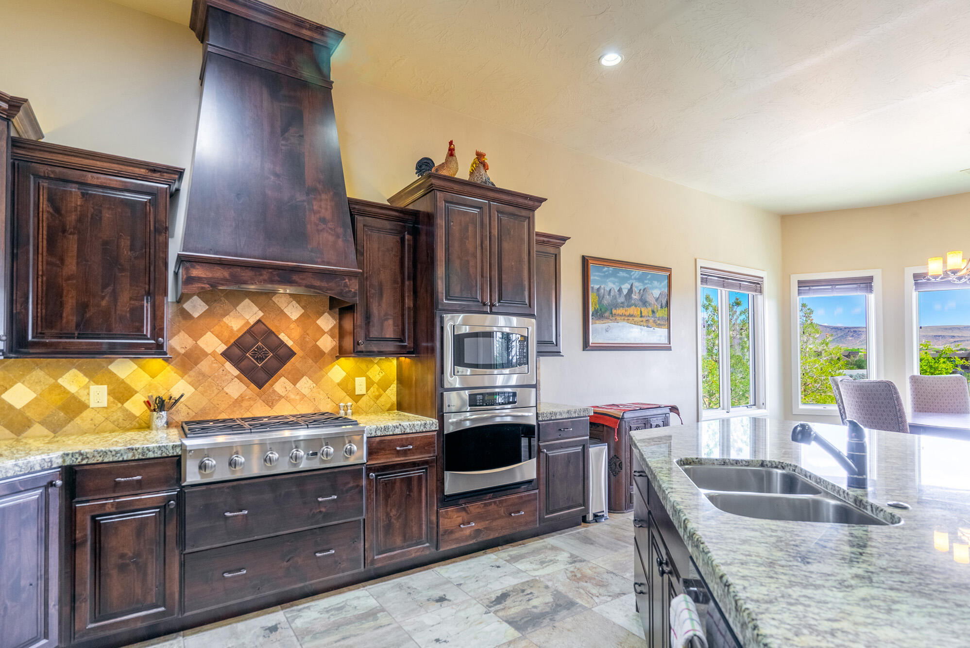 LEDGES OF ST GEORGE - Residential