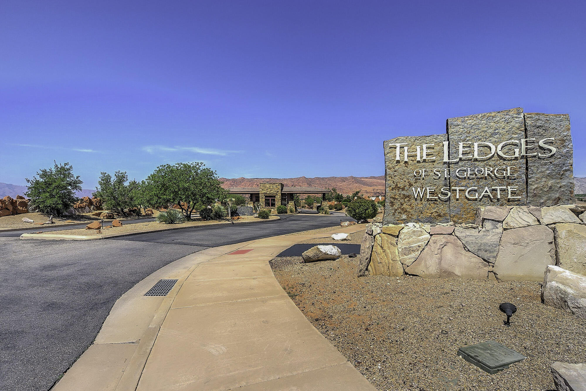 LEDGES OF ST GEORGE - Residential