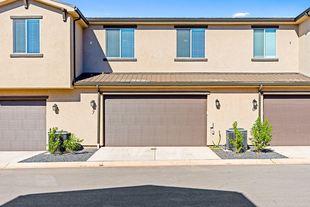 SAGE VILLAS - Residential