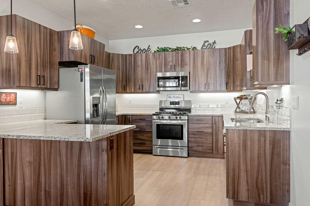 SAGE VILLAS - Residential