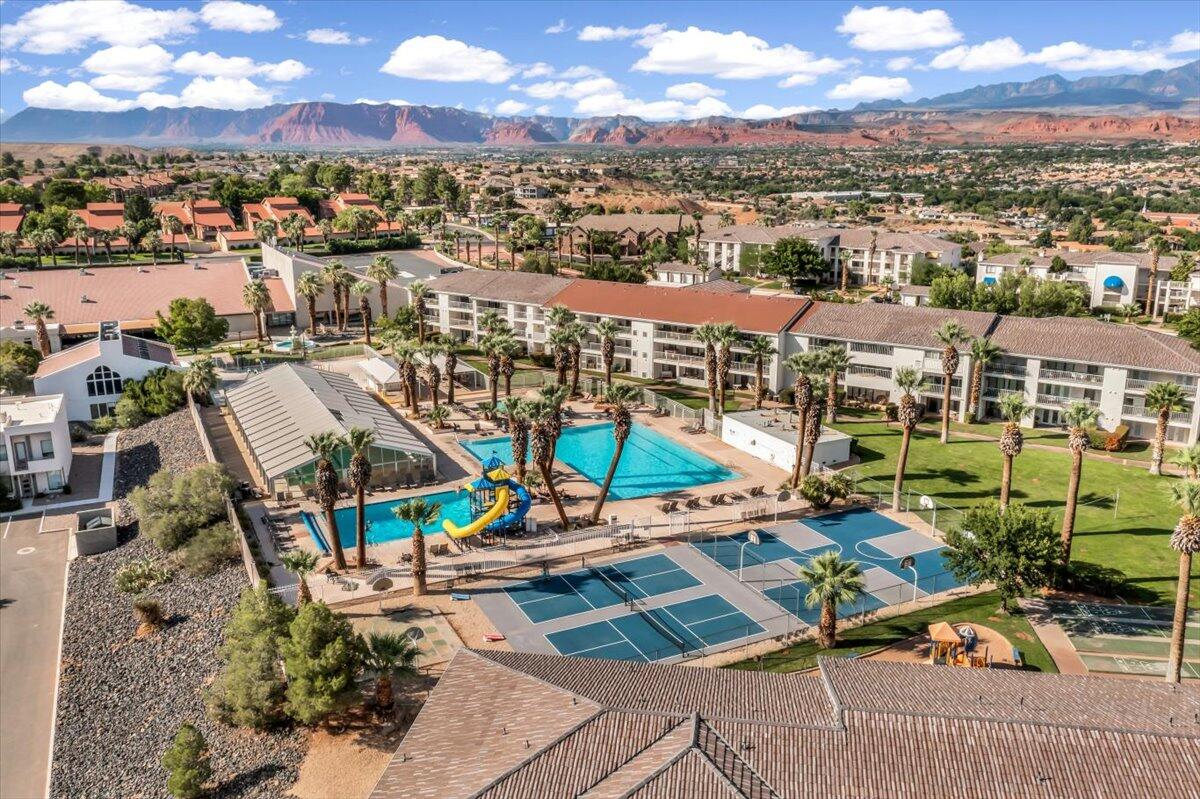 LAS PALMAS RESORT CONDOS - Residential