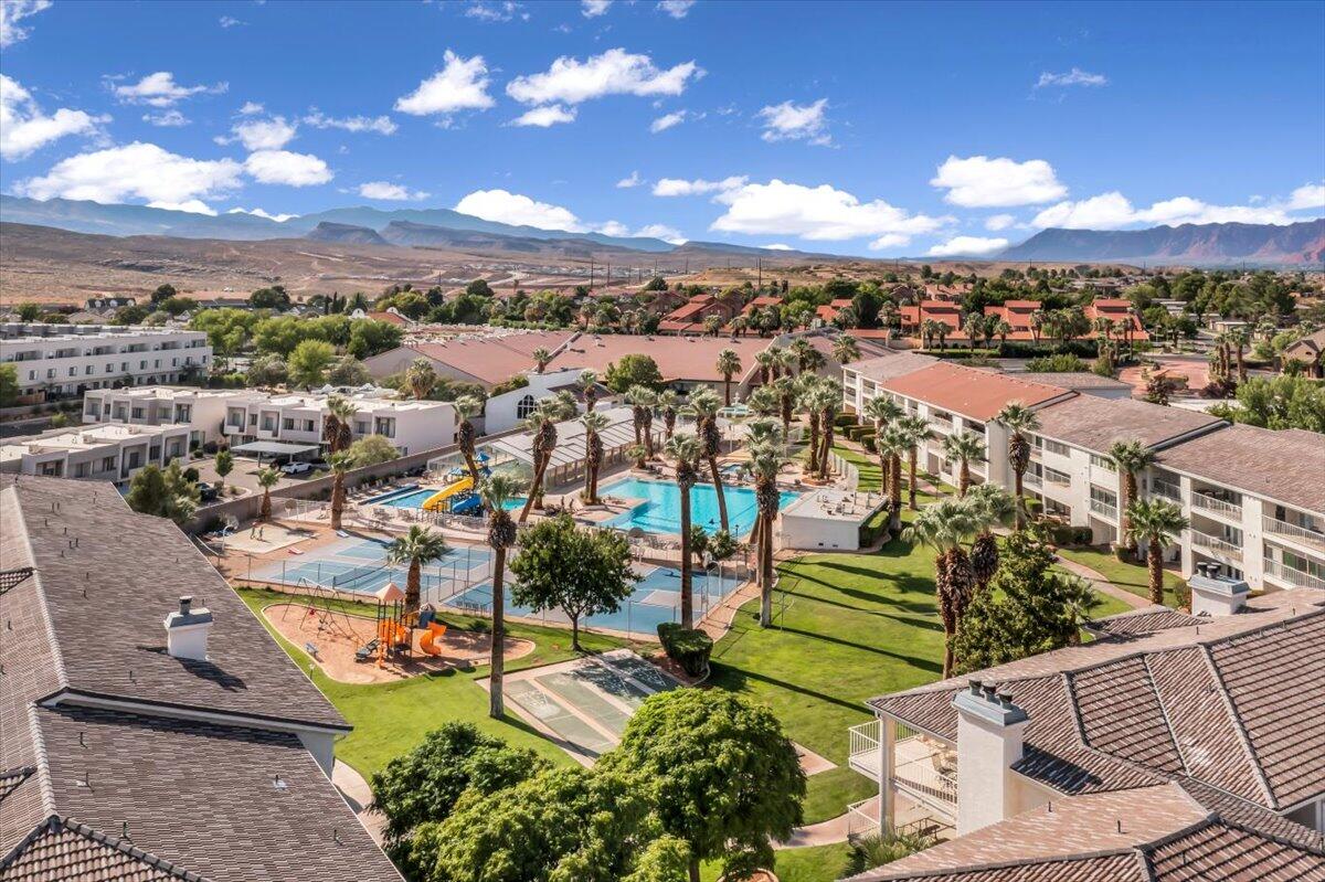 LAS PALMAS RESORT CONDOS - Residential