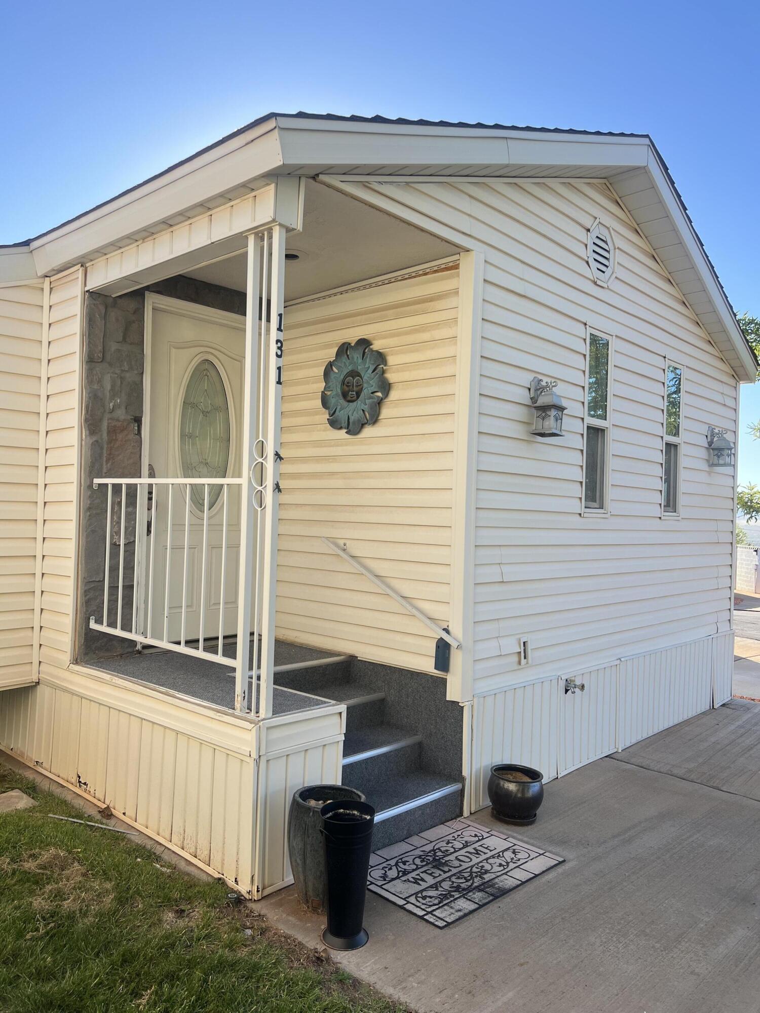 CANYON BREEZE RV RESORT - Residential