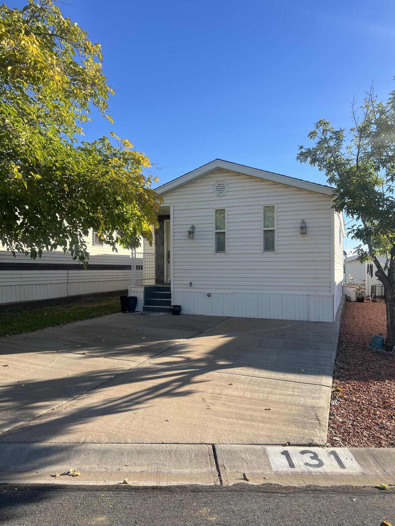 CANYON BREEZE RV RESORT - Residential