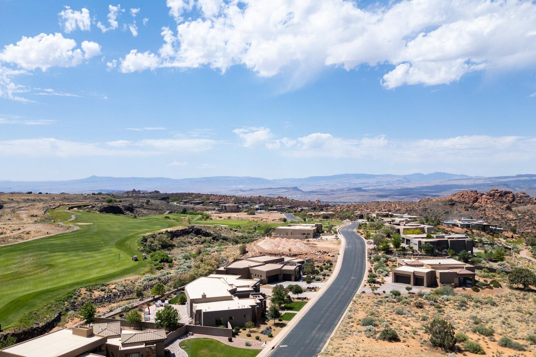 LEDGES OF ST GEORGE - Residential