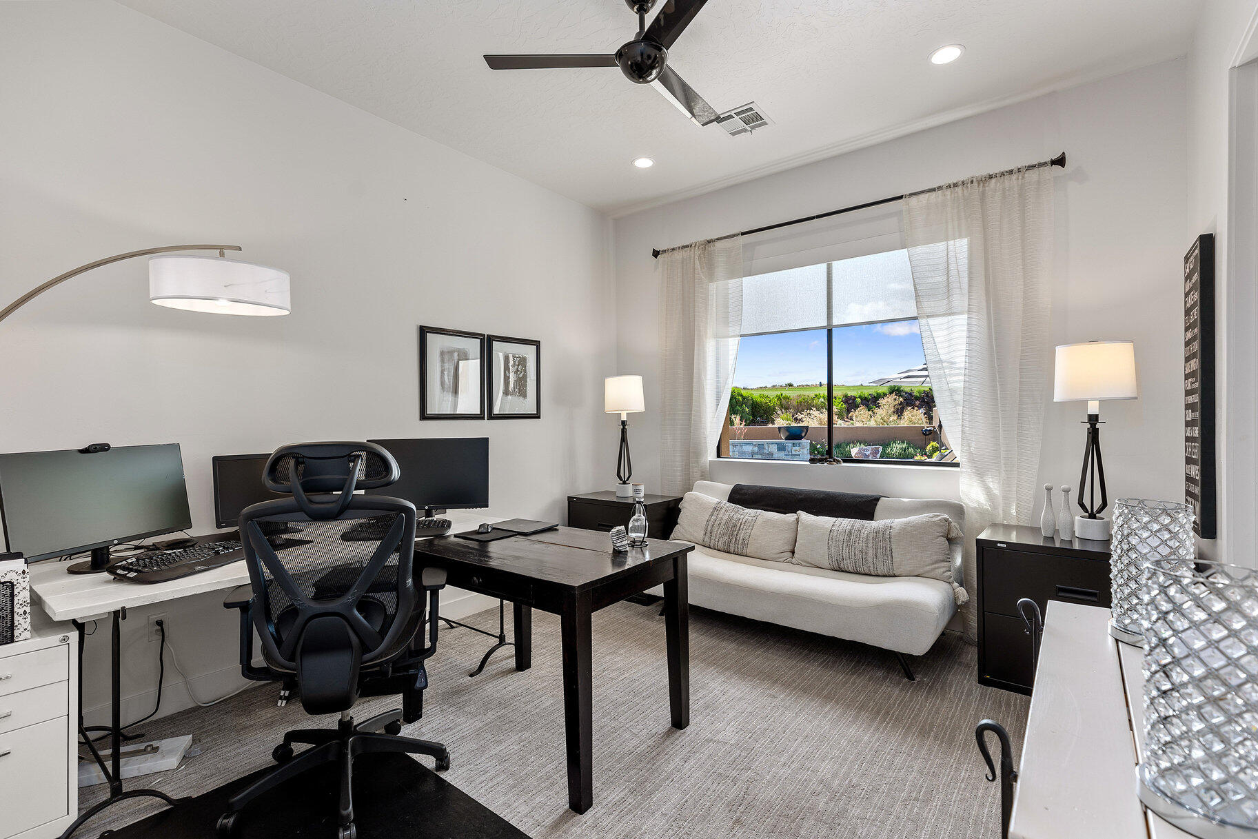 LEDGES OF ST GEORGE - Residential