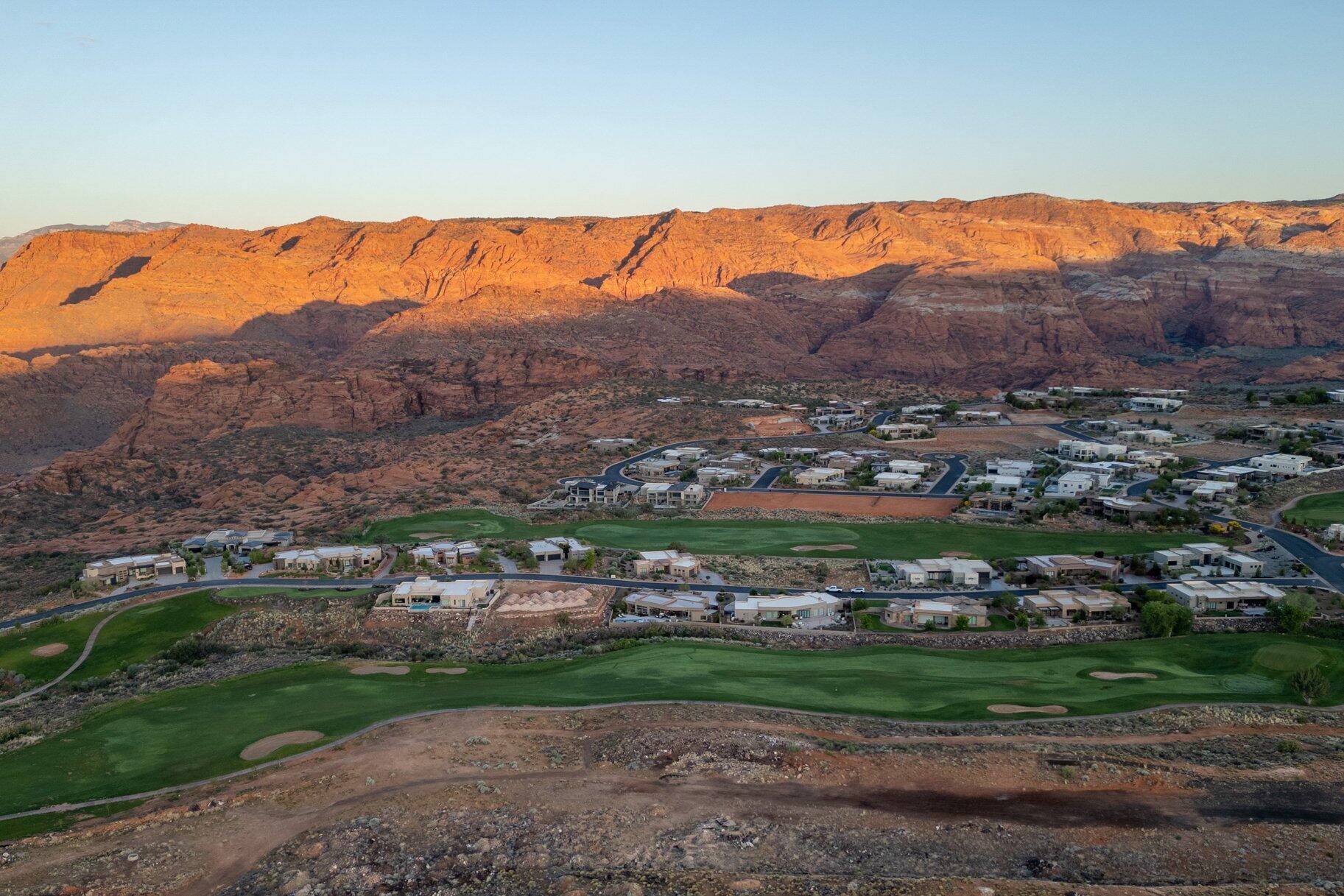LEDGES OF ST GEORGE - Residential