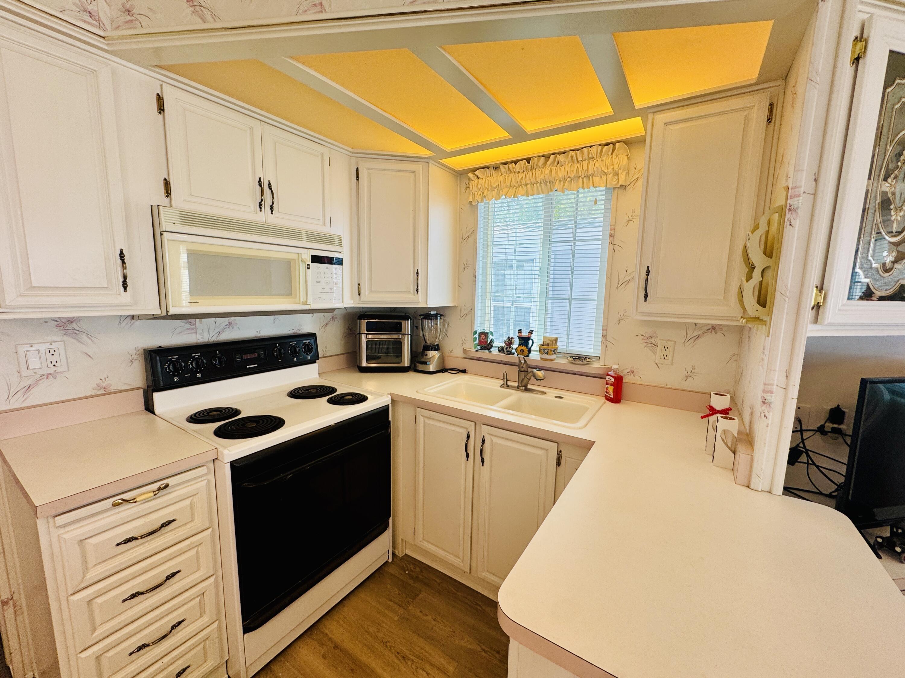 WORLDWIDE SUN RESORT - Residential