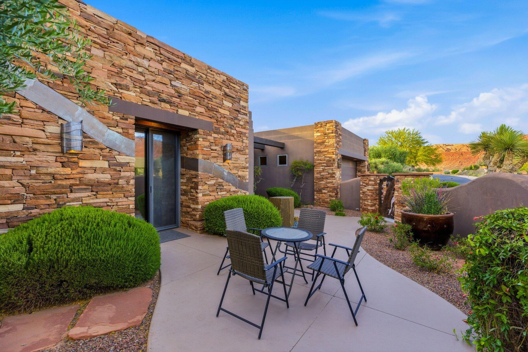 RESERVE OF ENTRADA SNOW CANYON PATIO HOMES - Residential