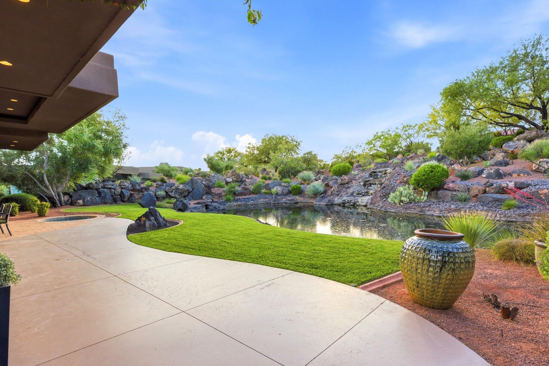RESERVE OF ENTRADA SNOW CANYON PATIO HOMES - Residential