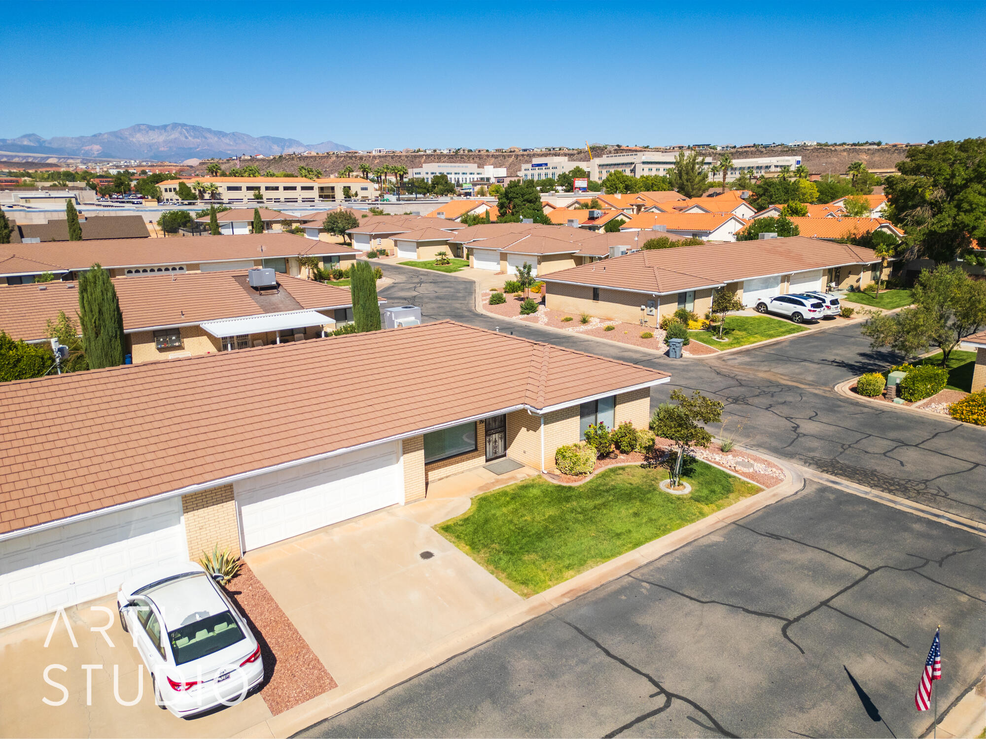 PALM MEADOWS TOWNHOMES - Residential