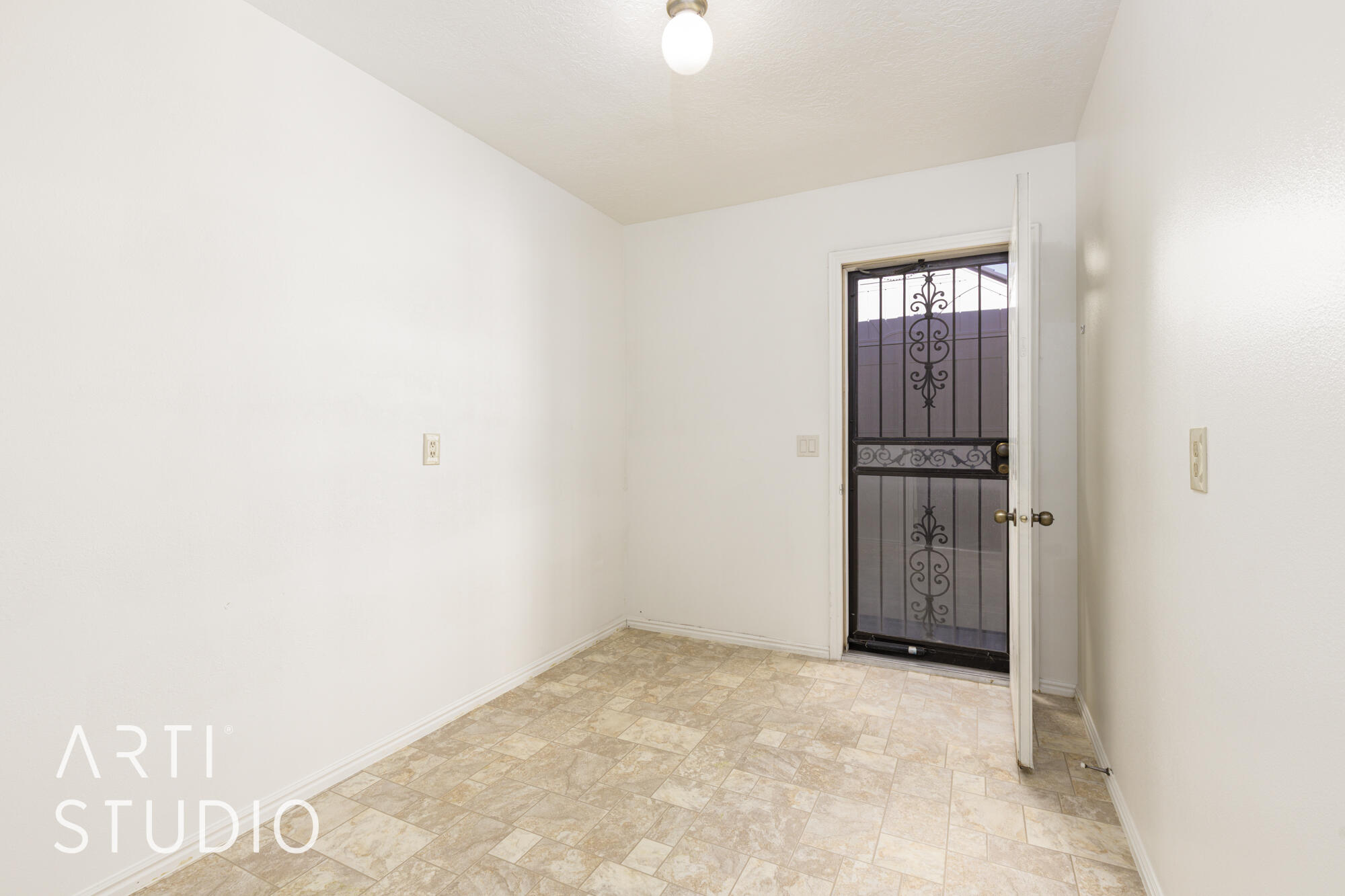 PALM MEADOWS TOWNHOMES - Residential