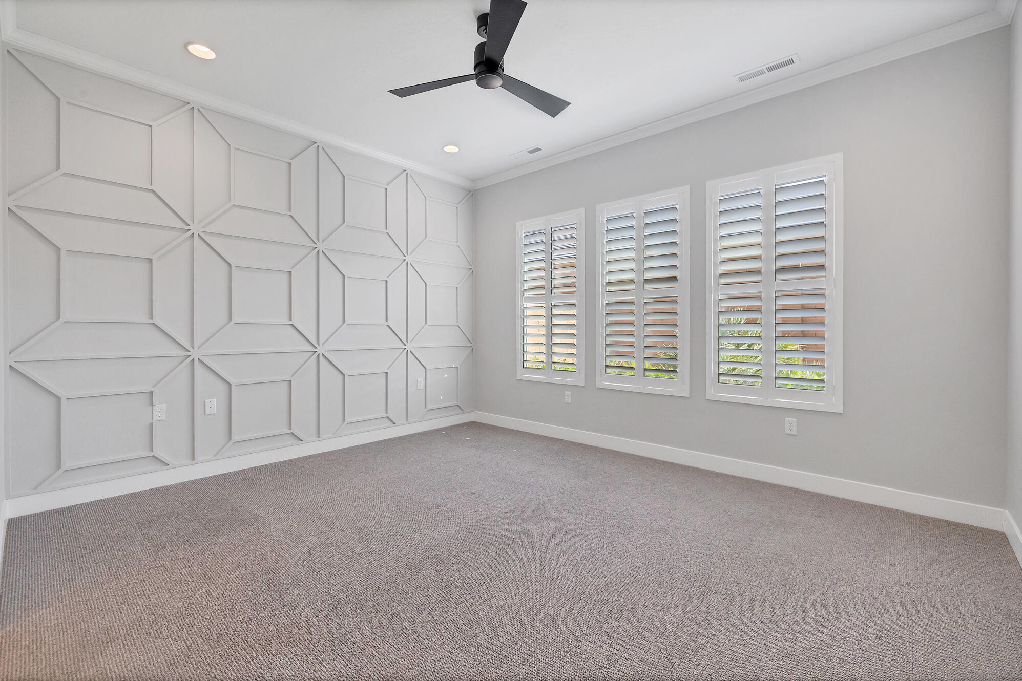 VILLAS AT SUN RIVER - Residential