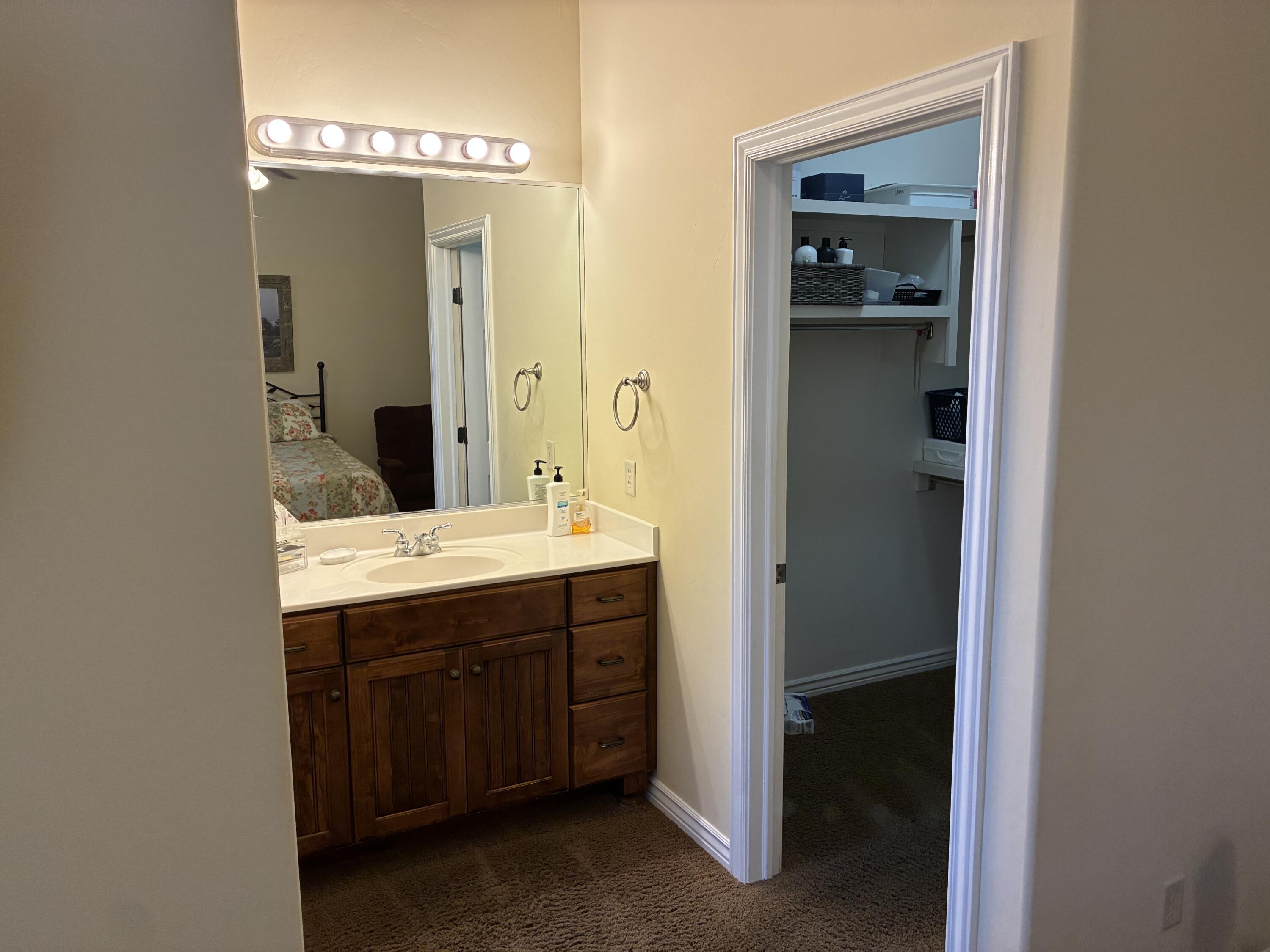 SPRINGFIELD TH - Residential