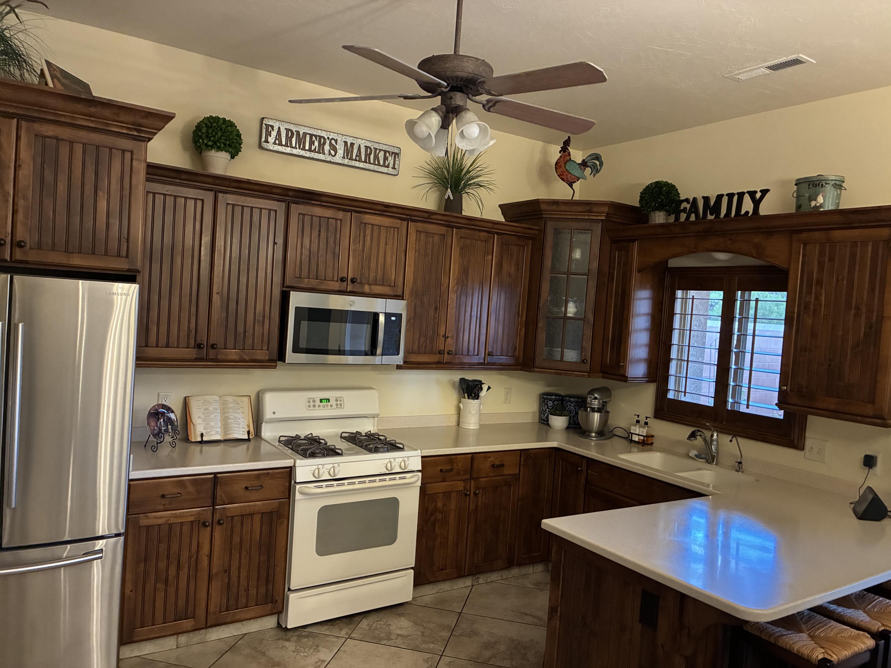 SPRINGFIELD TH - Residential