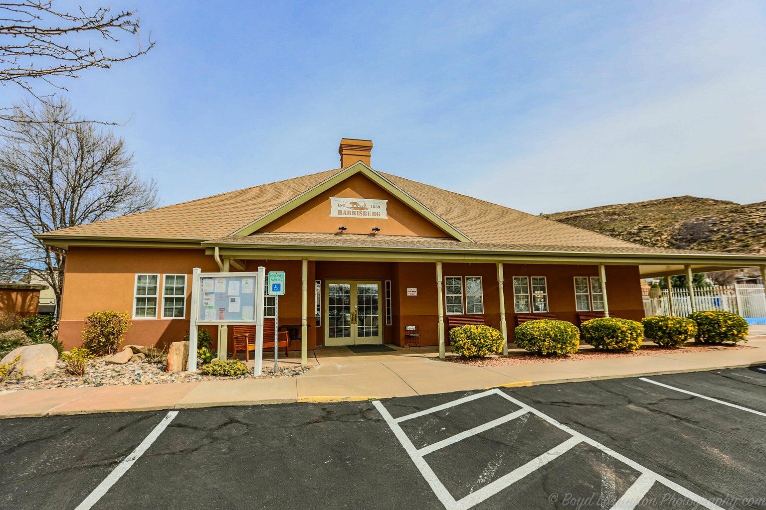 HARRISBURG LAKESIDE ESTATES - Residential