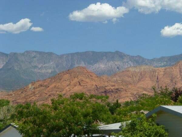 HARRISBURG LAKESIDE ESTATES - Residential