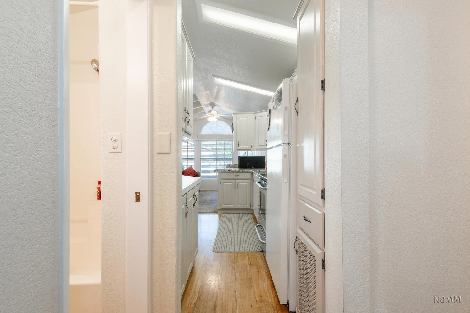 HARRISBURG LAKESIDE ESTATES - Residential