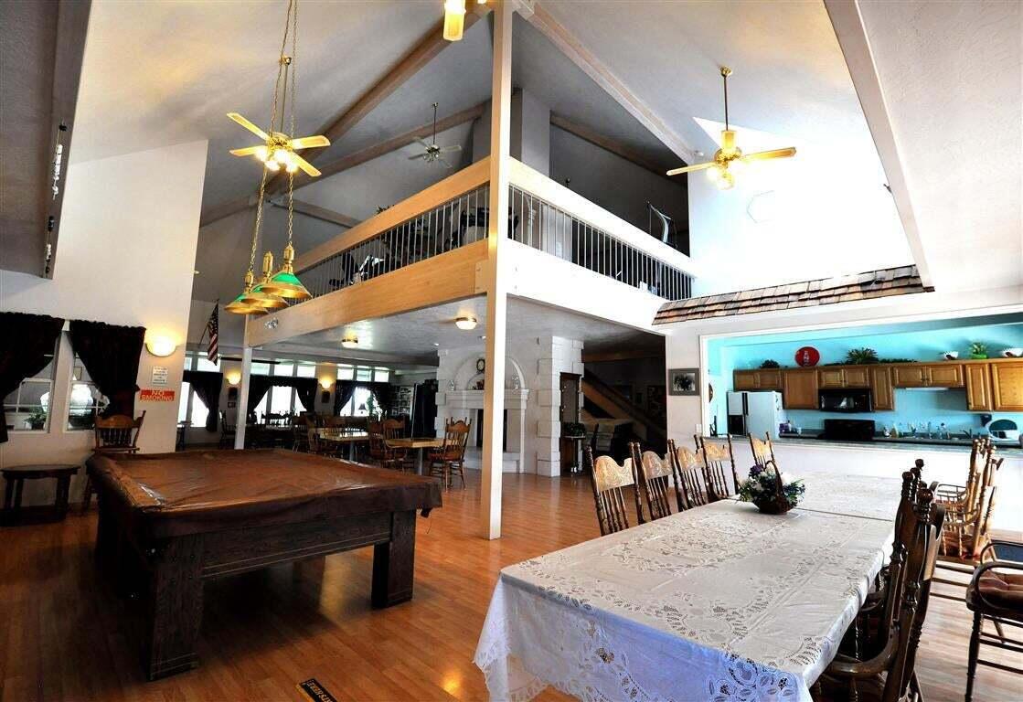 HARRISBURG LAKESIDE ESTATES - Residential