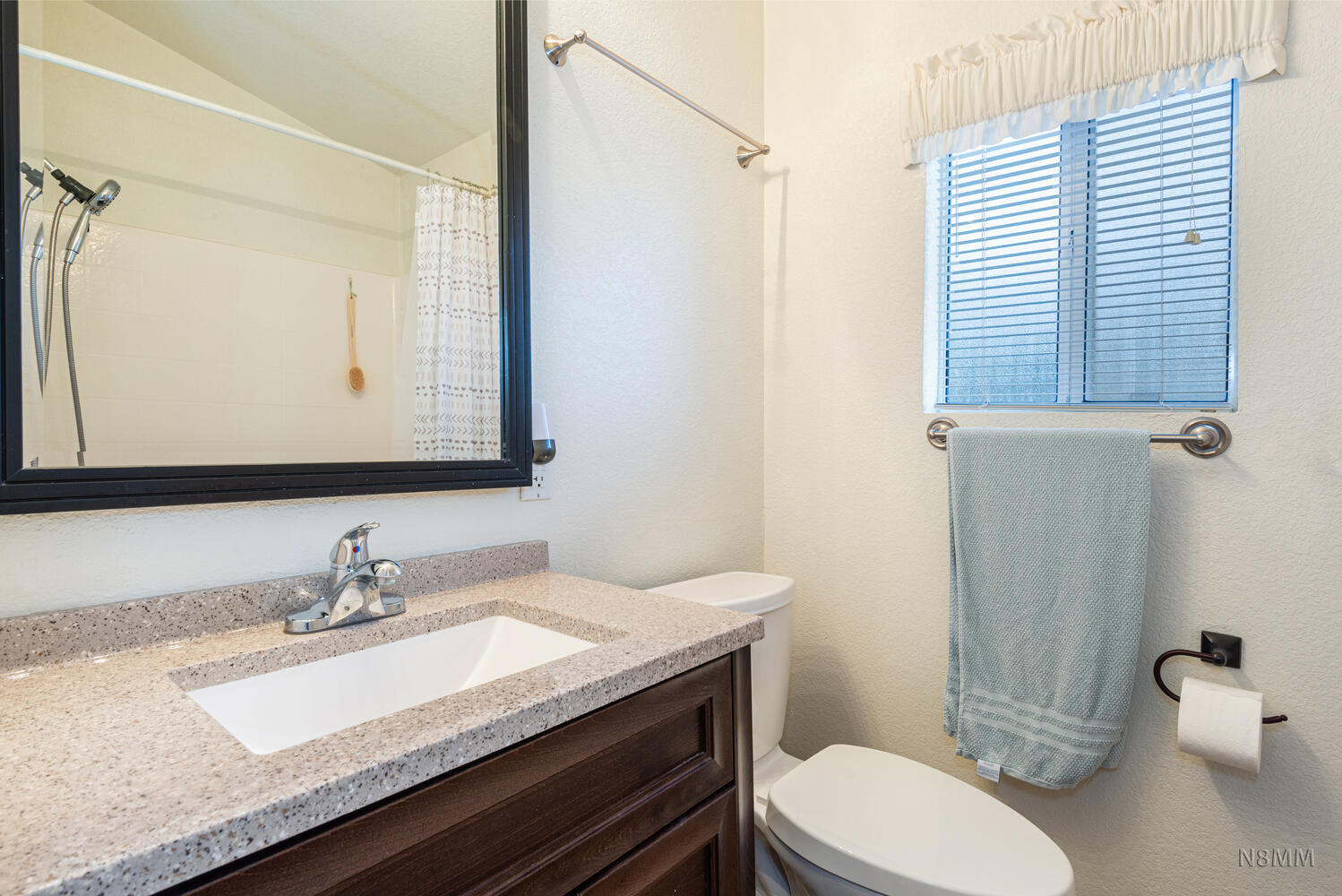 HARRISBURG LAKESIDE ESTATES - Residential