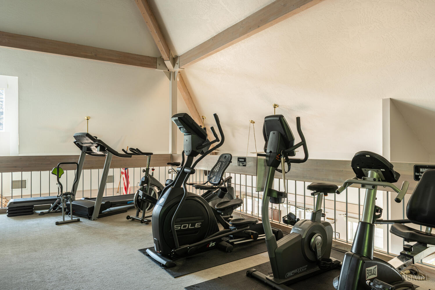 HARRISBURG LAKESIDE ESTATES - Residential