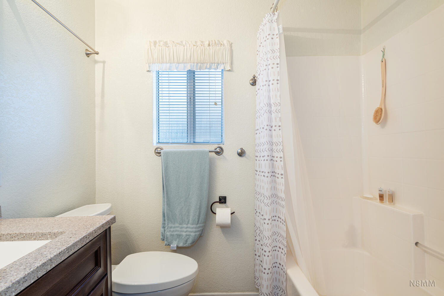 HARRISBURG LAKESIDE ESTATES - Residential