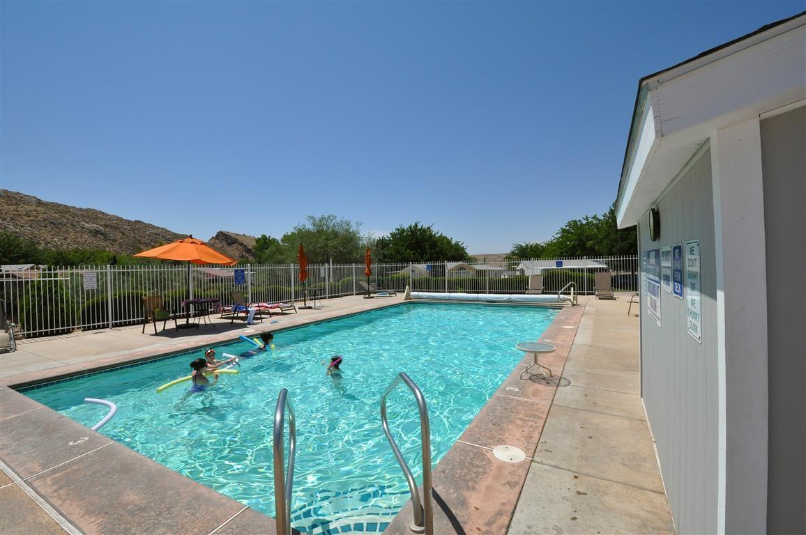 HARRISBURG LAKESIDE ESTATES - Residential